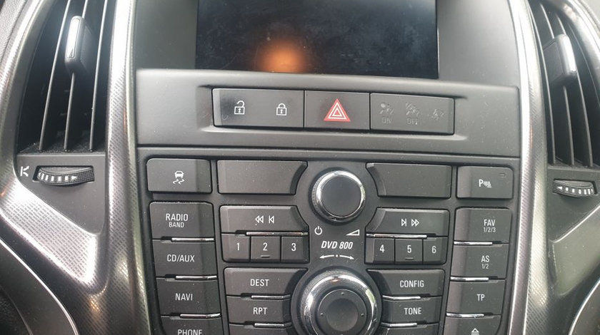 Dvd800 radio navigatie ecran color butoane bord Opel Astra J