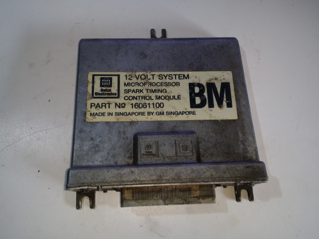 ECU Calculator motor Opel Kadett 16061100 DELCO