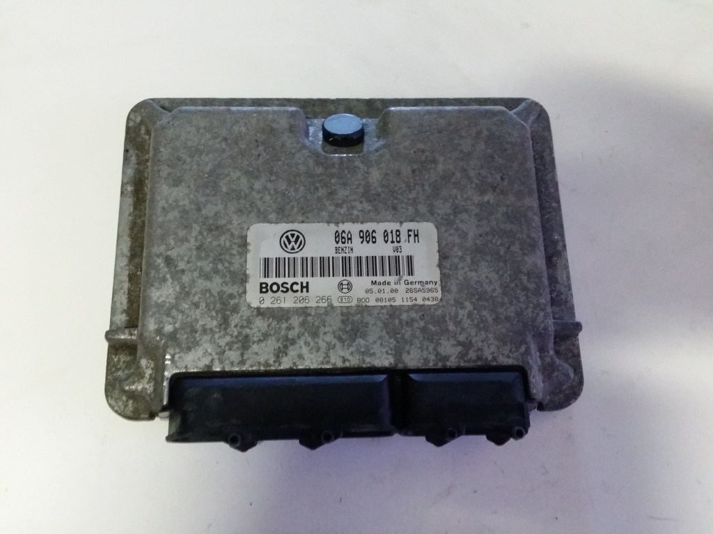 ECU Calculator motor Skoda Octavia 2.0 0261206266