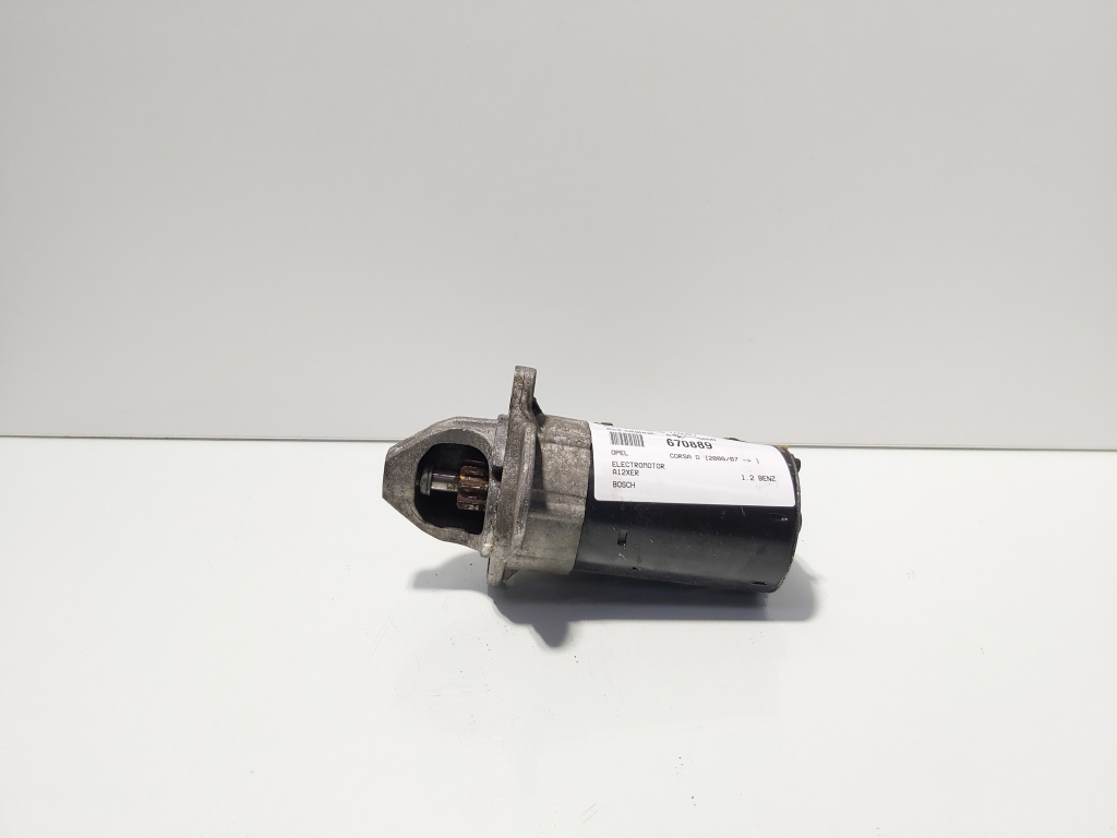 Electromotor Bosch, cod GM55566800, Opel Corsa D 1.2 benz, A12XER, 5 vit man (id:670889)