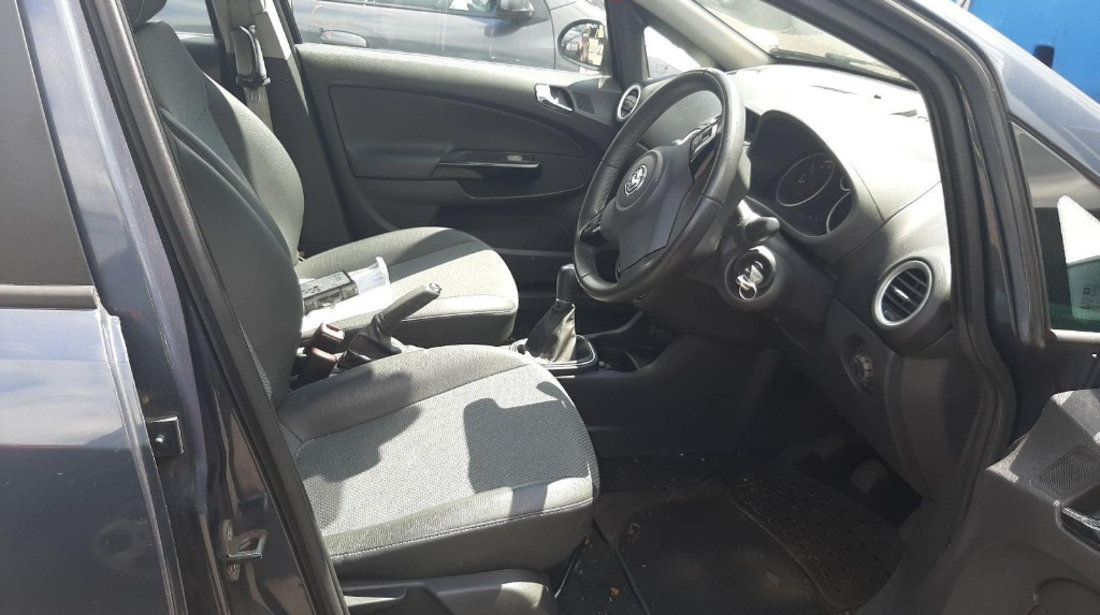 Electromotor Opel Corsa D 2010 Hatchback 1.4 i