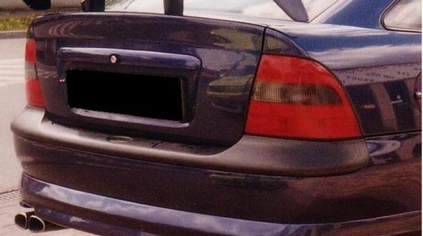 Eleron spoiler portbagaj hayon Opel Vectra B sedan hb ver4