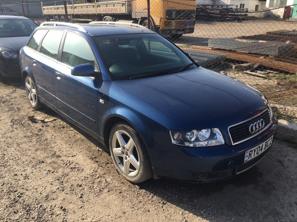 Etrier frana dreapta fata Audi A4 B6 2004 AVANT 1.9 TDI