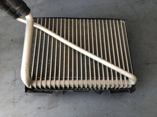 Evaporator aer conditionat vw passat b6 8d1820103d