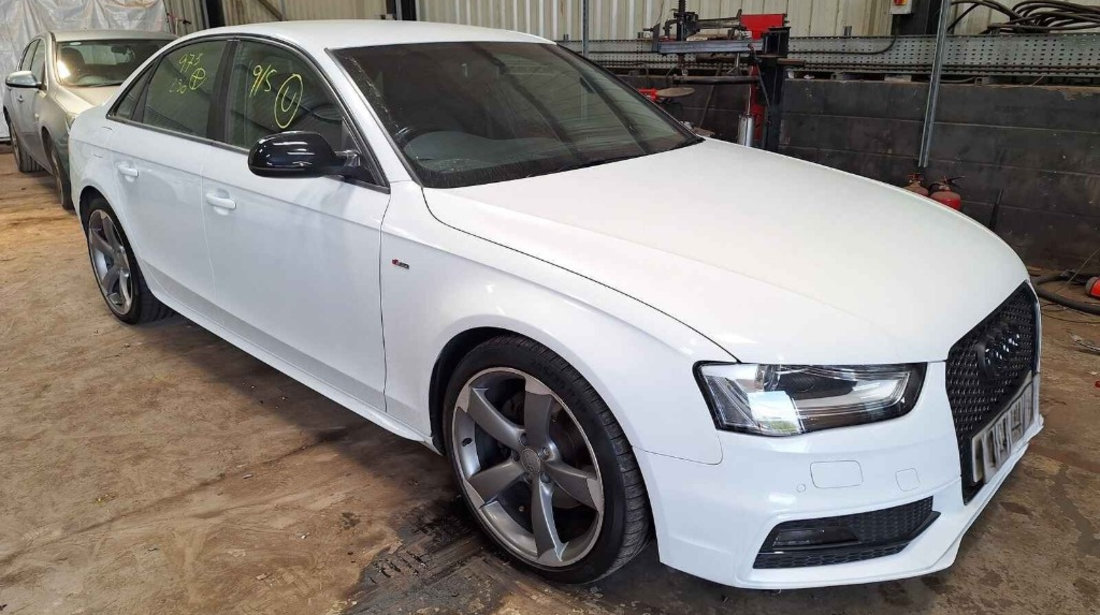 Far dreapta Audi A4 B8 2012 SEDAN 1.8 TFSI CJEB