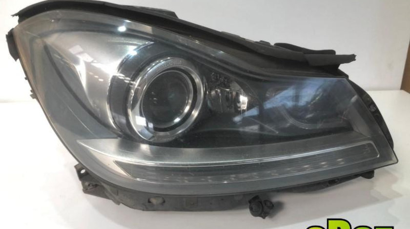 Far dreapta bixenon Mercedes C-class facelift (2011-2014) [w204] a2048204639