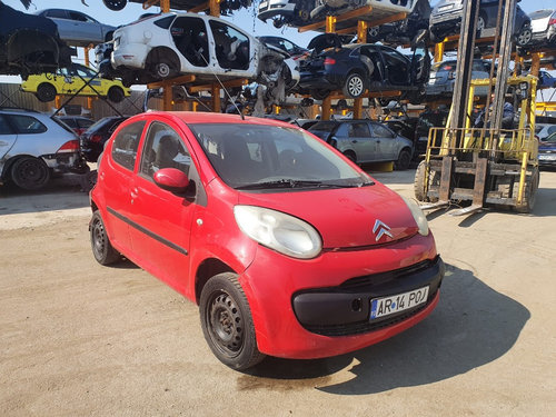 Far dreapta Citroen C1 2006 hatchback 1.0 benzina