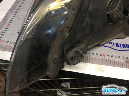 Far Dreapta Complet cu Balast si Bec Sticla Lipita Audi Q7 4L 2006