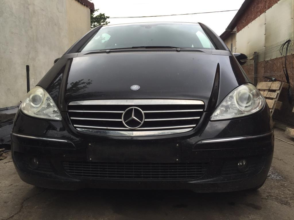 Far dreapta cu lupa Mercedes A Class W169 2005