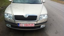 Far dreapta cu lupa skoda octavia 2