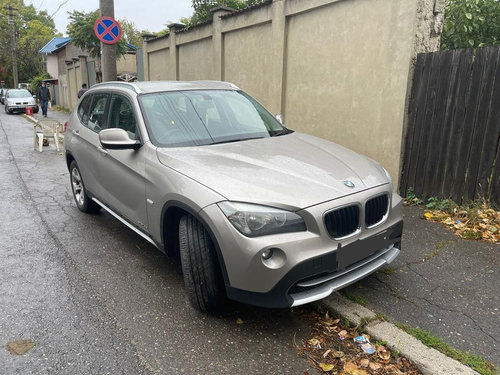 Far dreapta fara xenon BMW X1 2012 e84 2.0 d