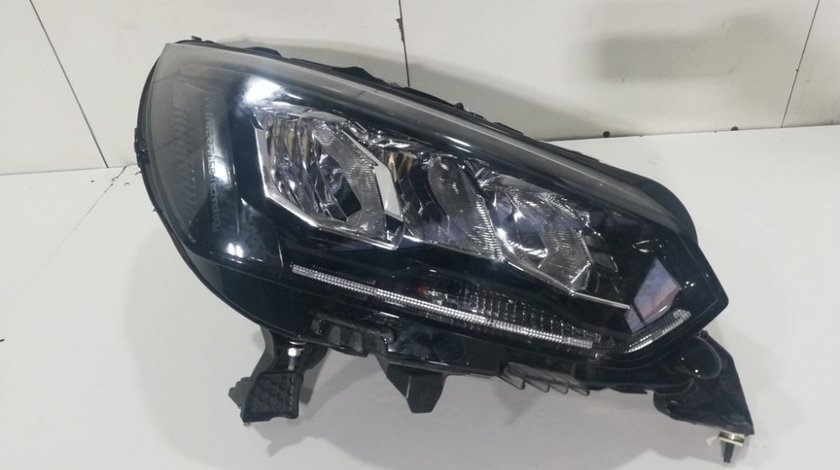 Far dreapta FULL LED Peugeot 208 / 2008 LED TECHNOLOGY An 2019 2020 2021 2022 cod 9833036180