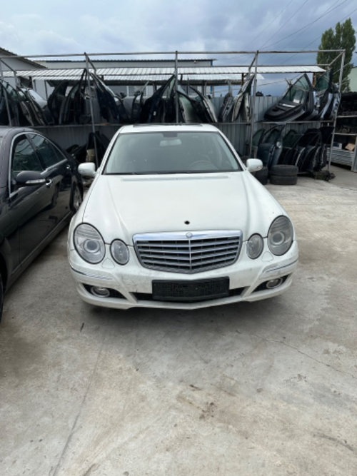 Far dreapta Mercedes e class w211 Facelift de Europa