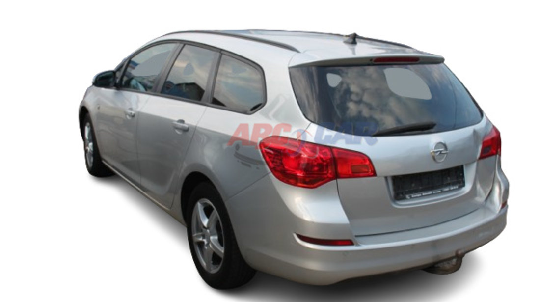 Far dreapta Opel Astra J 2012 break 1.7 CDTI