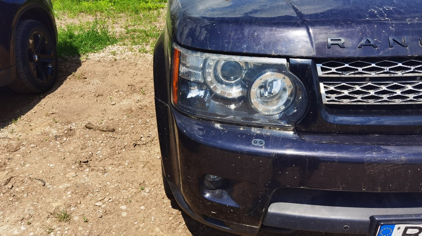 Far dreapta Range Rover Sport 2011 facelift bixenon