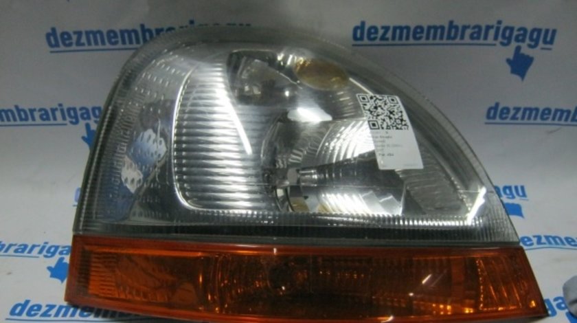 Far dreapta Renault Master III (2003-)