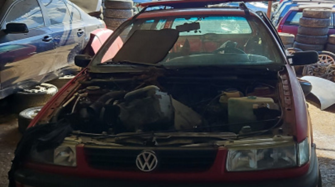 Far dreapta Volkswagen VW Passat B4 [1993 - 1997] wagon