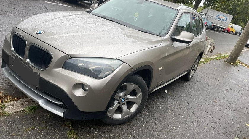 Far stanga fara xenon BMW X1 2012 e84 2.0 d