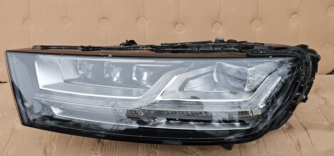 Far stanga FULL Led Matrix Audi Q7 4M 2015 2016 2017 2018