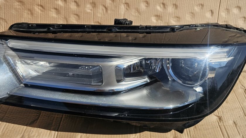 Far stanga Led Xenon Audi Q5 FY 2017 2018 2019 2020