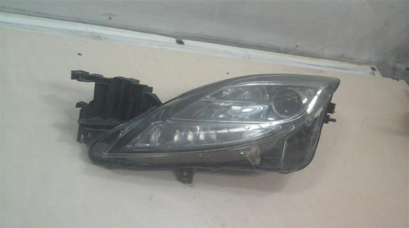 Far stanga Mazda 6 An 2010 2011 2012 2013 cod 9M8113006