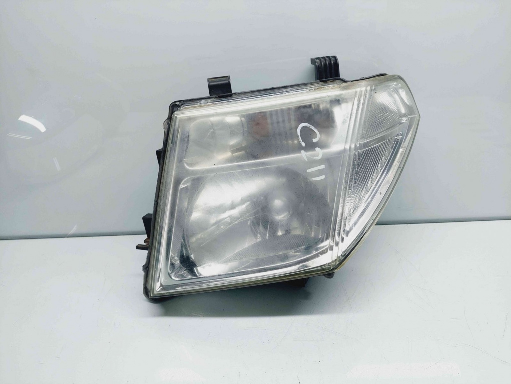 Far stanga Nissan Navara (D40) [Fabr 2005-2014] OEM