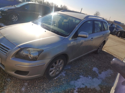 Far stanga Toyota Avensis 2006 Break 2.0