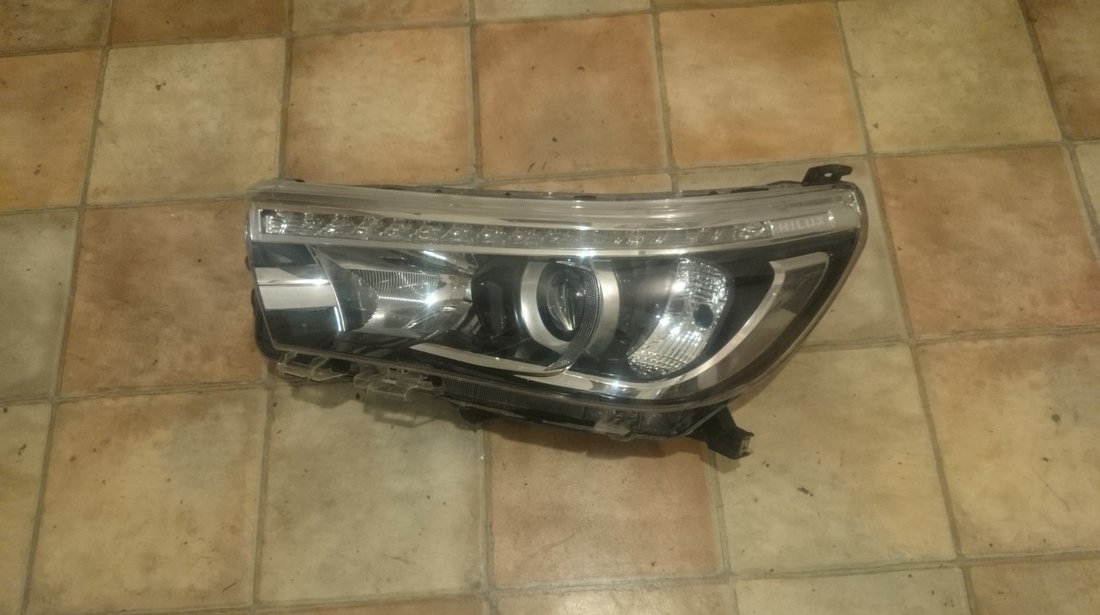 Far stanga Toyota Hilux led 2015-2019 #80002283