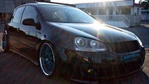 Faruri GTI VW Golf 5 DEPO fundal negru - R32