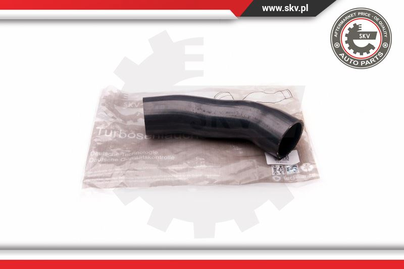 Furtun aer supraalimentare ; BMW 5 5 Touring ; 11612249669