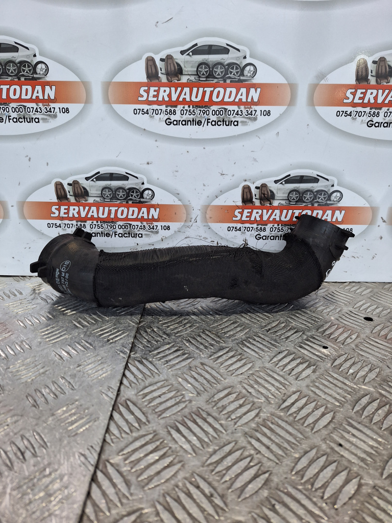 Furtun intercooler Audi A8 8E 3.0 Motorina 2008, 4E0145737M