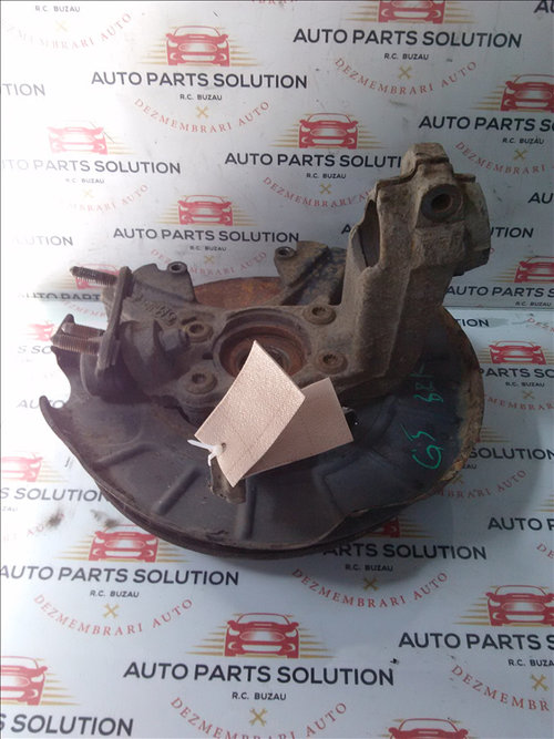 Fuzeta dreapta fata 1.9 TDI VOLKSWAGEN GOLF 5 2004-2009