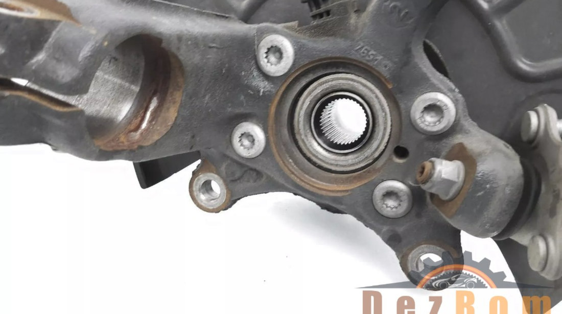 Fuzeta dreapta fata 5C0407256 VW Jetta Mk6 (162, 163) 1.6 105 cai CFNA