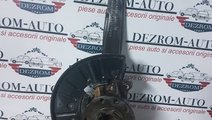 Fuzeta dreapta fata 7l0407258A audi q7 4l 3.0 tfsi...