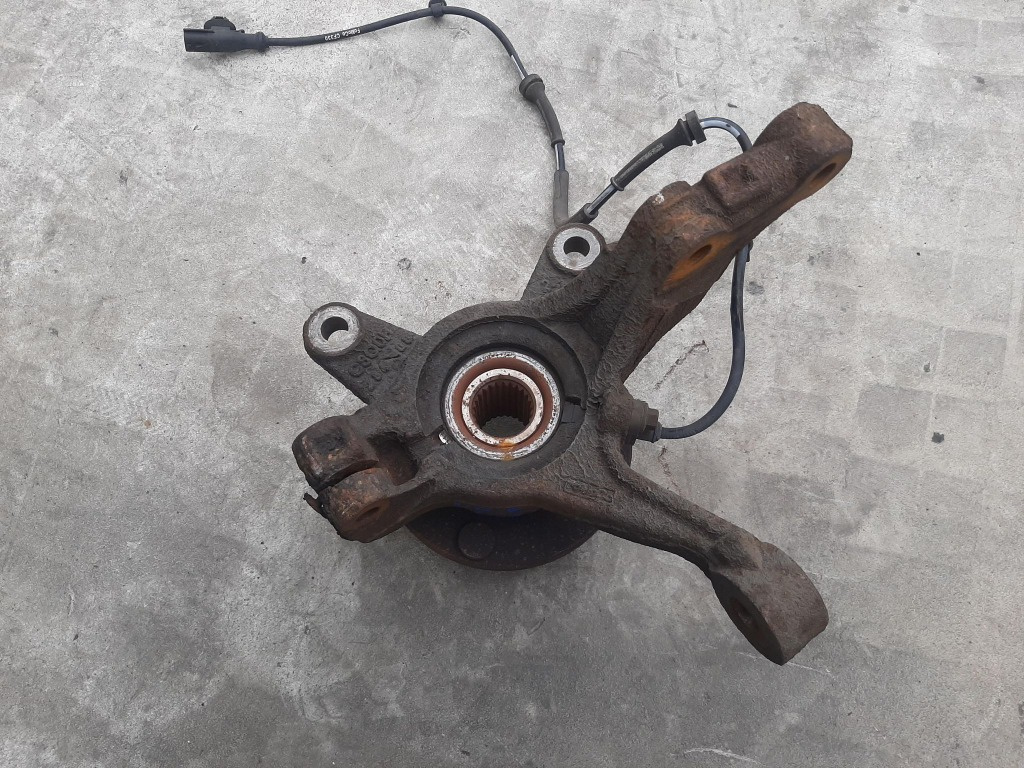 Fuzeta dreapta fata ford fiesta 6 1.6 tdci