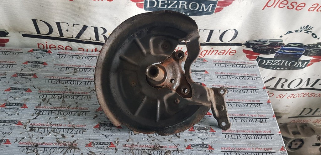 Fuzeta dreapta spate SEAT Altea (5P1) 2.0 TFSI 200 CP cod 1k0505436ac