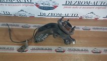 Fuzeta stanga fata ford focus 2 2.0 tdci