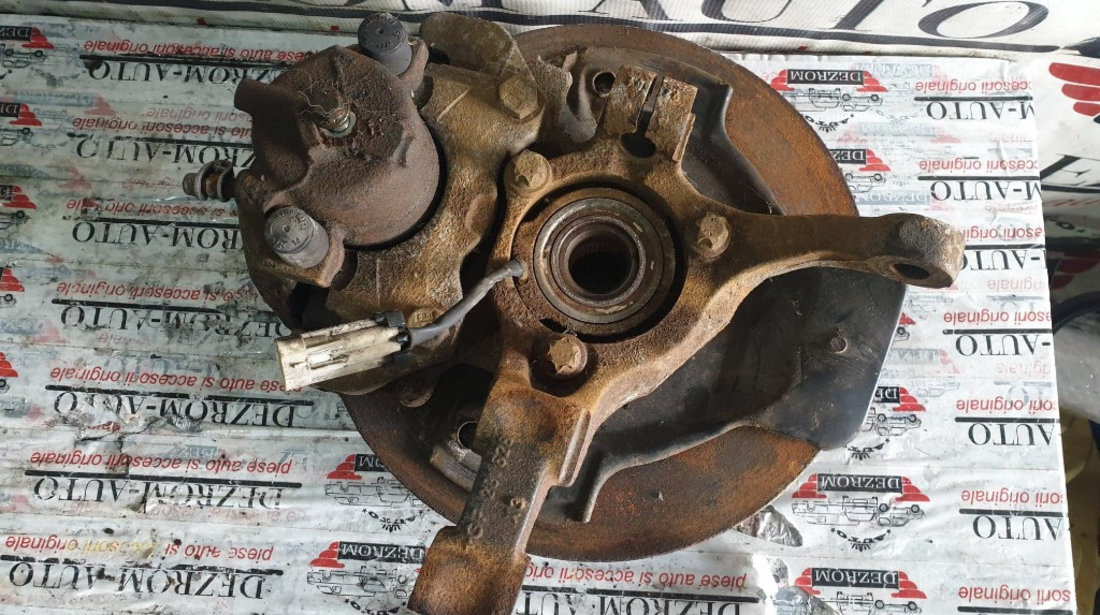 Fuzeta stanga fata originala cu rulment si senzor ABS OPEL Astra G Bertone 2.0 16V 192 cai cod piesa 90498808