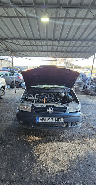 Galerie admisie Volkswagen VW Polo 3 6N [facelift] [2000 - 2002] Hatchback 3-usi 1.4 TDi MT (75 hp)