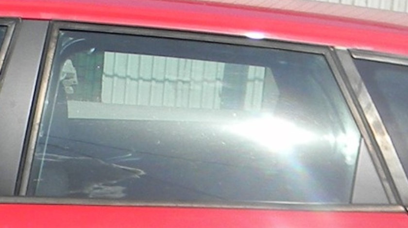 Geam Culisant Spate,stanga,Clar,hatchback 5 Portiere Audi A3 (8P) 2003 - 2013 8P4845205, 8P4 845 205, 8P4845205A, 8P4 845 205 A