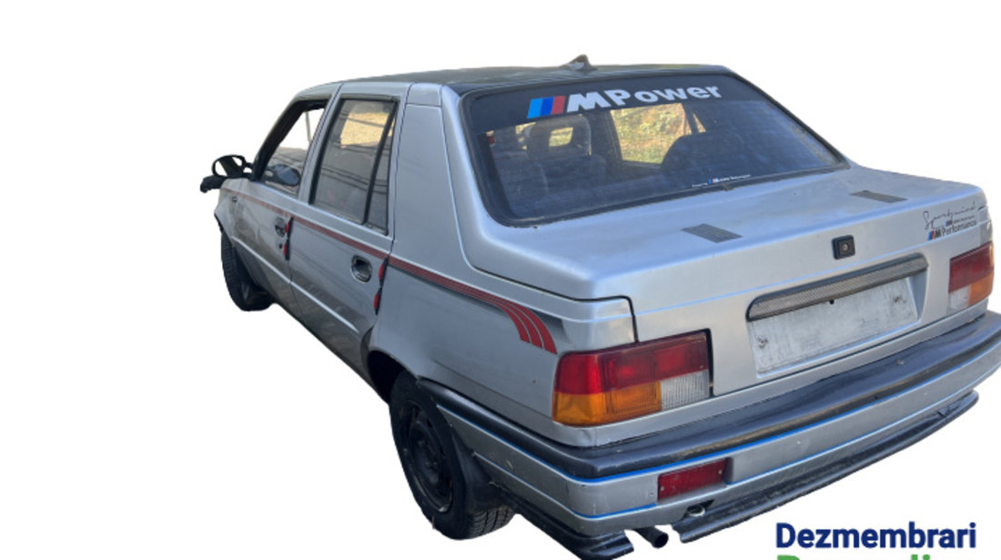 Geam fix usa spate dreapta Dacia Nova [1995 - 2000] Hatchback 1.6 MT (72 hp) R52319 NOVA GT Cod motor: 106-20