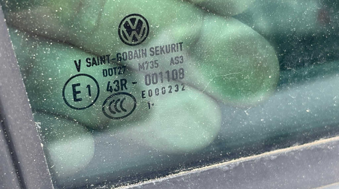 Geam Sticla Culisant Usa Portiera Dreapta Spate Volkswagen Tiguan 2011 - 2015