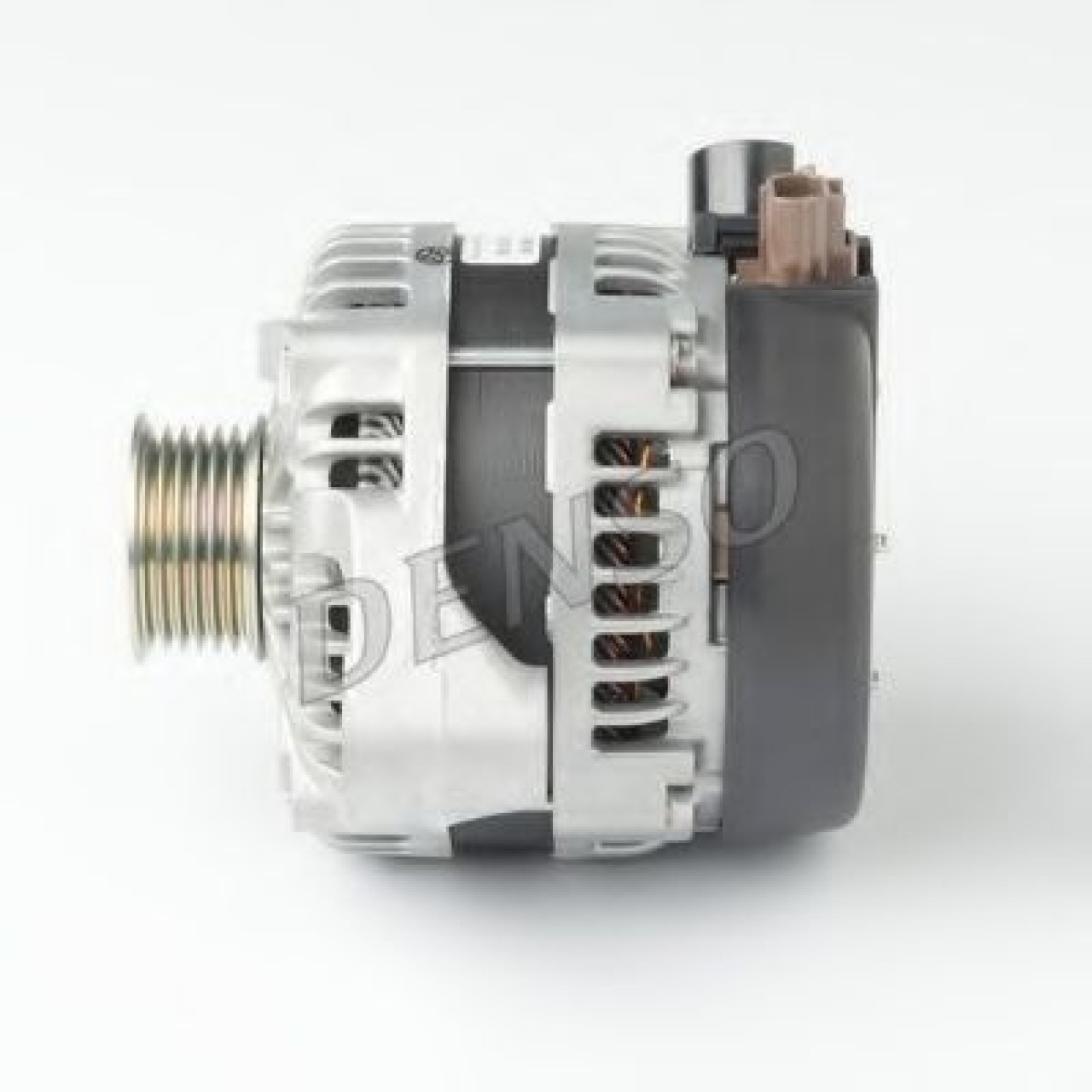 Generator / Alternator VOLVO C30 (2006 - 2012) DENSO DAN1041 piesa NOUA