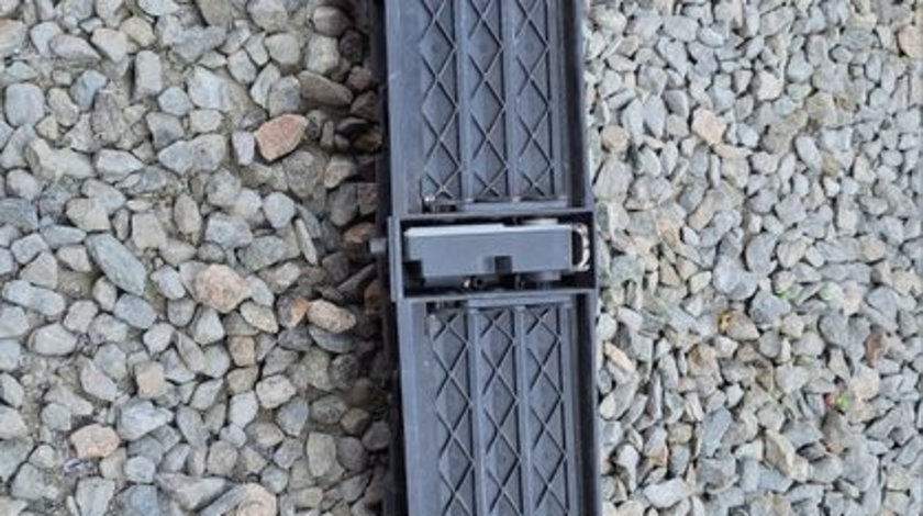 Grila activa radiator Opel Astra K