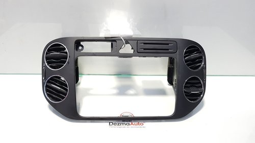 Grila aer bord centrala, Vw Golf 5 Plus (5M1) (id:388803)