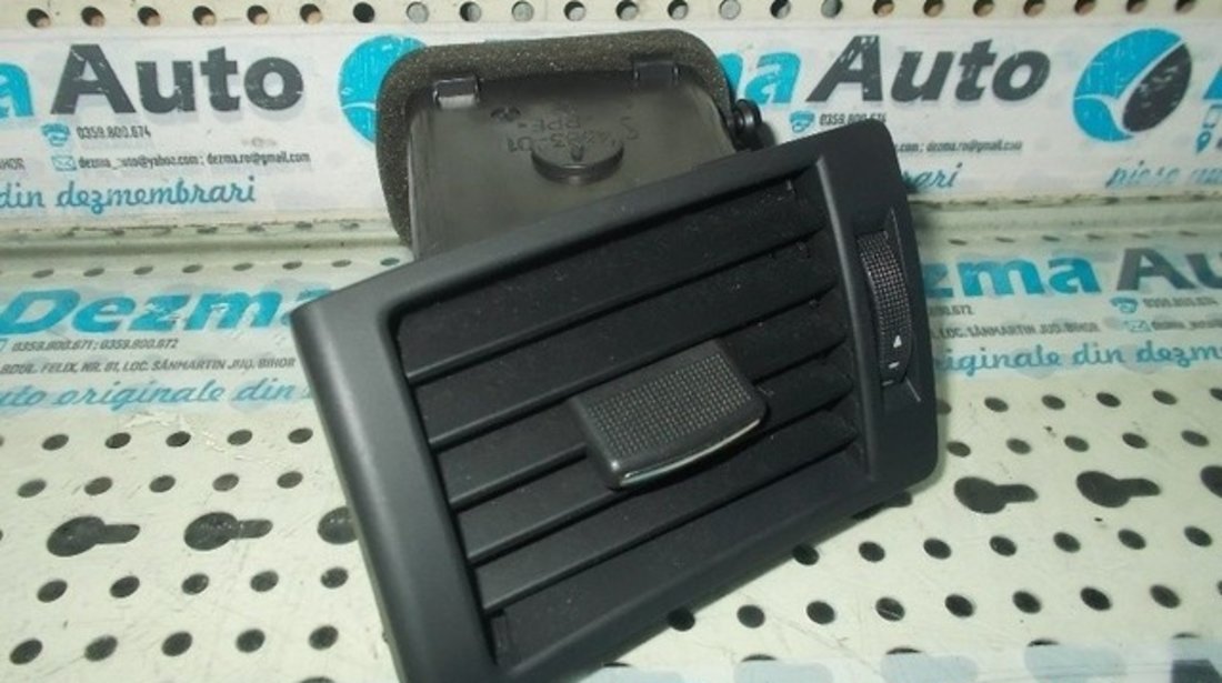 Grila aer bord stanga, cod 8E0820901F, Audi A4 8EC