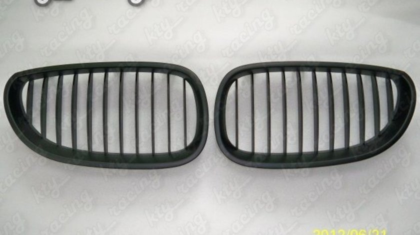 GRILA BMW E60 SERIA 5 04-10 NEGRU MAT BE60M