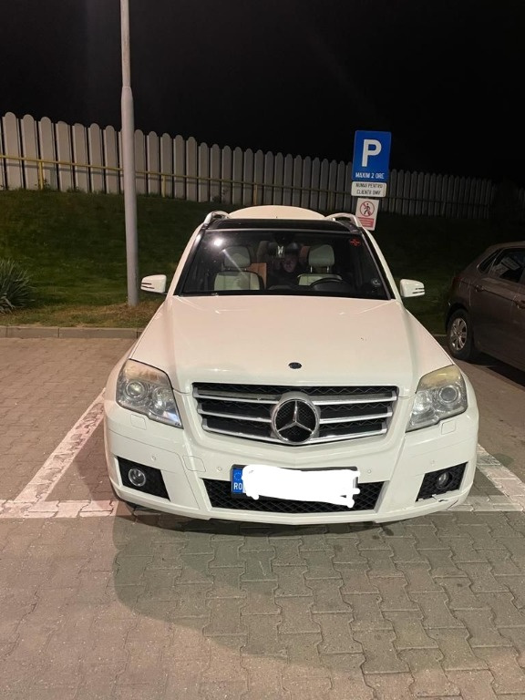 Grila capota Mercedes glk x204