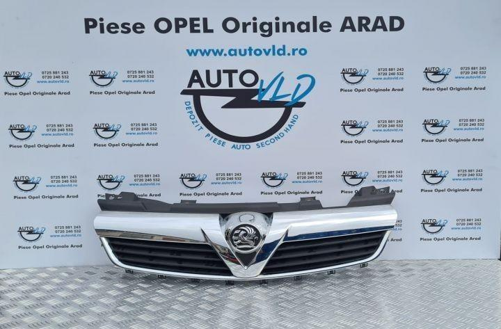 Grila centrala radiator Opel Zafira B [2005 - 2010] Minivan 5-usi