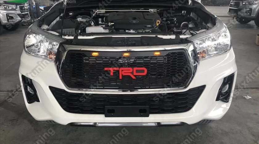 GRILA FATA CU LED TOYOTA HILUX REVO ROCCO 2019-2020 [TRD V4]